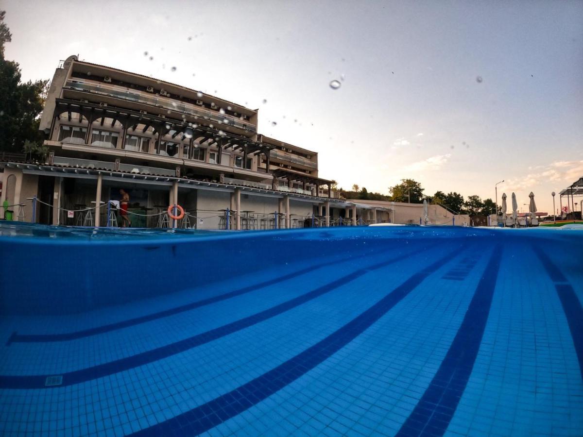 Plotini Hotel Dhidhimotikhon Exterior photo